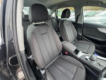Audi A4 2.0 TDI 35 SE S Tronic Euro 6 (s/s) 4dr