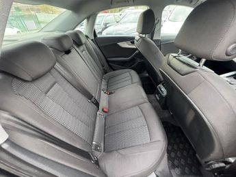 Audi A4 2.0 TDI 35 SE S Tronic Euro 6 (s/s) 4dr