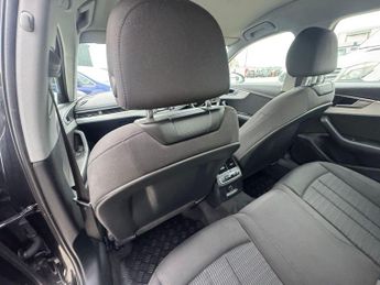 Audi A4 2.0 TDI 35 SE S Tronic Euro 6 (s/s) 4dr