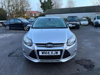 Ford Focus 1.0T EcoBoost Zetec Euro 5 (s/s) 5dr