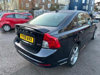 Volvo S40 2.0D R-Design Sport Powershift Euro 4 4dr