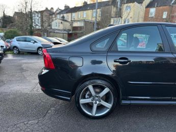 Volvo S40 2.0D R-Design Sport Powershift Euro 4 4dr