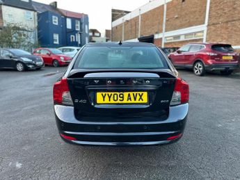 Volvo S40 2.0D R-Design Sport Powershift Euro 4 4dr