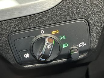 Audi Q2 1.5 TFSI CoD 35 S line S Tronic Euro 6 (s/s) 5dr