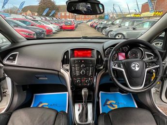 Vauxhall Astra 1.6 16v Elite Hatchback 5dr Petrol Auto Euro 5 (115 ps)