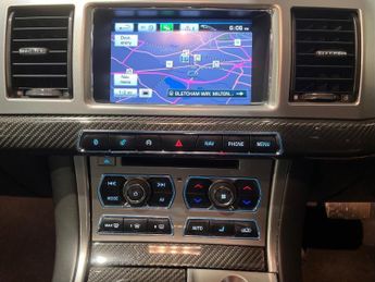 Jaguar XF 3.0d V6 Premium Luxury Auto Euro 5 (s/s) 4dr