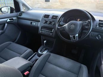Volkswagen Touran 1.6 TDI BlueMotion Tech SE DSG Euro 5 (s/s) 5dr