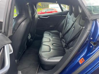 Tesla Model S 75D (Dual Motor) Auto 4WD 5dr