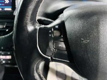 Peugeot 2008 1.2 PureTech Allure EAT Euro 6 (s/s) 5dr