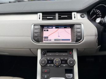Land Rover Range Rover Evoque 2.2 SD4 Pure Auto 4WD Euro 5 5dr