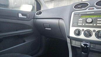 Ford Focus 1.6 Zetec Climate 5dr