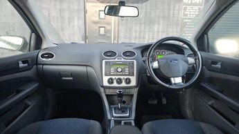 Ford Focus 1.6 Zetec Climate 5dr