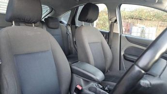 Ford Focus 1.6 Zetec Climate 5dr