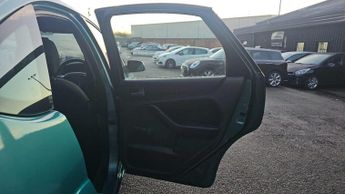 Ford Focus 1.6 Zetec Climate 5dr