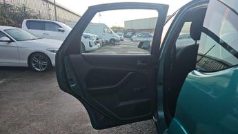 Ford Focus 1.6 Zetec Climate 5dr