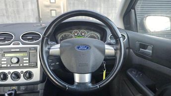 Ford Focus 1.6 Zetec Climate 5dr