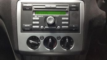 Ford Focus 1.6 Zetec Climate 5dr