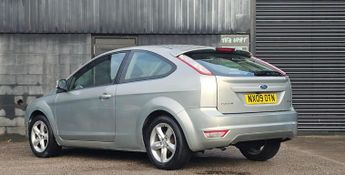 Ford Focus 1.6 Zetec 3dr