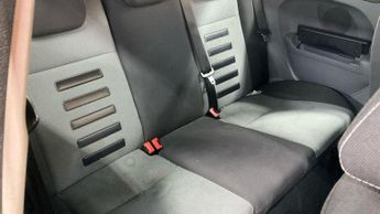 Ford Focus 1.6 Zetec 3dr