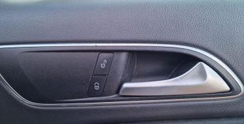 Mercedes-Benz A Class 2.1 A200d AMG Line 7G-DCT Euro 6 (s/s) 5dr