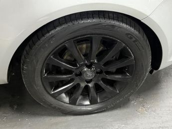 Vauxhall Corsa 1.4i 16v SE 5dr (a/c)