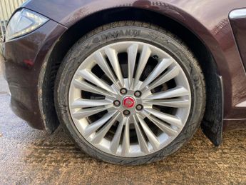 Jaguar XF 3.0d V6 Portfolio Auto Euro 5 4dr