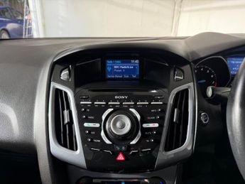 Ford Focus 1.6 Titanium Powershift Euro 5 5dr