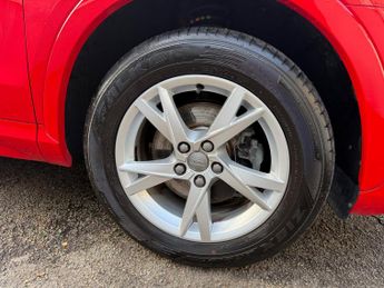 Audi Q3 1.4 TFSI CoD SE S Tronic Euro 6 (s/s) 5dr