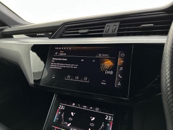 Audi e-tron 55 Black Edition Auto quattro 5dr 95kWh (11kW Charger)