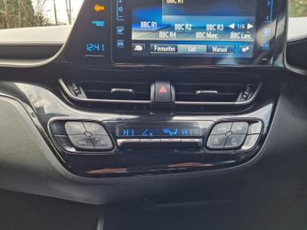 Toyota C-HR 1.8 VVT-h Icon CVT Euro 6 (s/s) 5dr