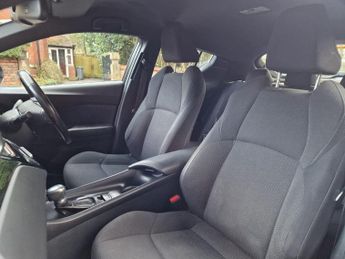 Toyota C-HR 1.8 VVT-h Icon CVT Euro 6 (s/s) 5dr