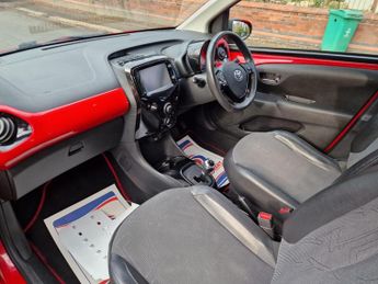 Toyota AYGO 1.0 VVT-i x-pression x-shift Euro 5 5dr Euro 5