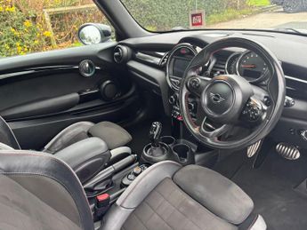 MINI Hatch 2.0 Cooper S Sport Steptronic Euro 6 (s/s) 3dr