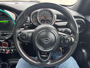 MINI Hatch 2.0 Cooper S Sport Steptronic Euro 6 (s/s) 3dr