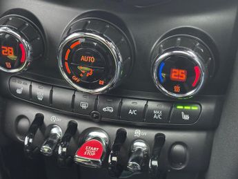 MINI Hatch 2.0 Cooper S Sport Steptronic Euro 6 (s/s) 3dr