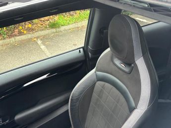 MINI Hatch 2.0 Cooper S Sport Steptronic Euro 6 (s/s) 3dr