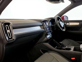 Volvo XC40 1.5h T4 Recharge 10.7kWh Core SUV 5dr Petrol Plug-in Hybrid Auto
