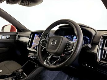 Volvo XC40 1.5h T4 Recharge 10.7kWh Core SUV 5dr Petrol Plug-in Hybrid Auto