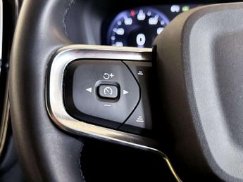 Volvo XC40 1.5h T4 Recharge 10.7kWh Core SUV 5dr Petrol Plug-in Hybrid Auto