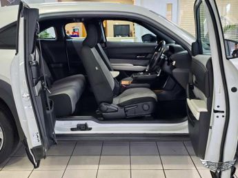 Mazda MX-30 35.5kWh SE-L Lux Auto 5dr