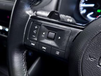 Nissan Qashqai 1.3 DIG-T MHEV Acenta Premium SUV 5dr Petrol Hybrid XTRON Euro 6