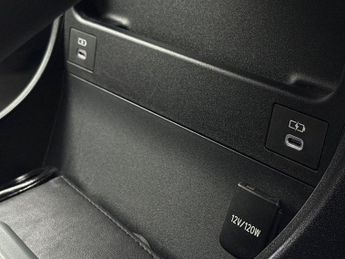 Toyota bZ4X 71.4kWh Premiere Edition SUV 5dr Electric Auto AWD (7kW OBC) (21