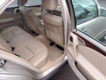 Mercedes-Benz E Class 3.2 E320 Elegance 4dr