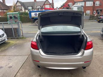 BMW 5 Series 3.0 535i SE Saloon 4dr Petrol Steptronic Euro 5 (306 ps)