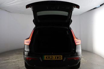 Volvo XC40 Recharge Twin 78kWh Pro Auto AWD 5dr