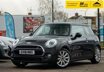MINI Hatch 2.0 Cooper S Hatchback 3dr Petrol Steptronic Euro 6 (s/s) (192 p