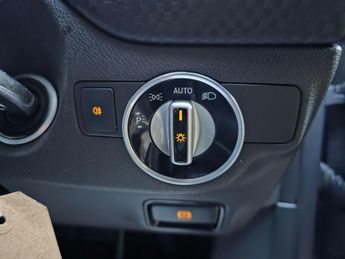 Mercedes-Benz A Class 1.5 A180d Sport (Premium) 7G-DCT Euro 6 (s/s) 5dr