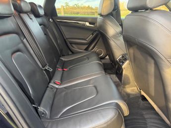 Audi A4 Avant 3.0 TDI V6 Black Edition S Tronic quattro Euro 5 (s/s) 5dr