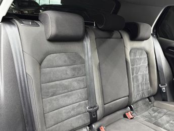 Volkswagen Golf 2.0 TDI BlueMotion Tech GT DSG Euro 5 (s/s) 5dr