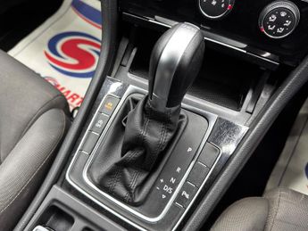 Volkswagen Golf 2.0 TDI BlueMotion Tech GT DSG Euro 5 (s/s) 5dr